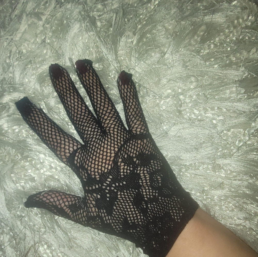 Skims knit lace gloves